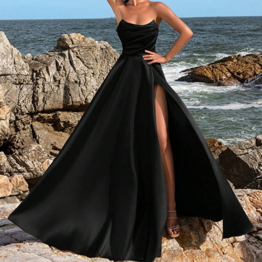 Black gown dress